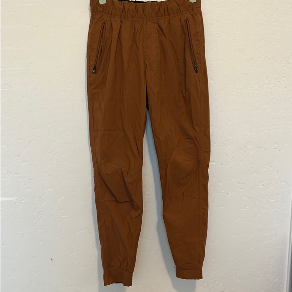 Eddie Bauer Women’s crop jogger pants